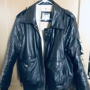 Men’s Genuine Leather Bomber Jacket